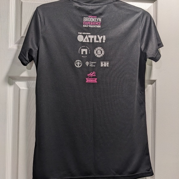 Brooklyn Half Marathon Black T-Shirt women's size small - Picture 5 of 5